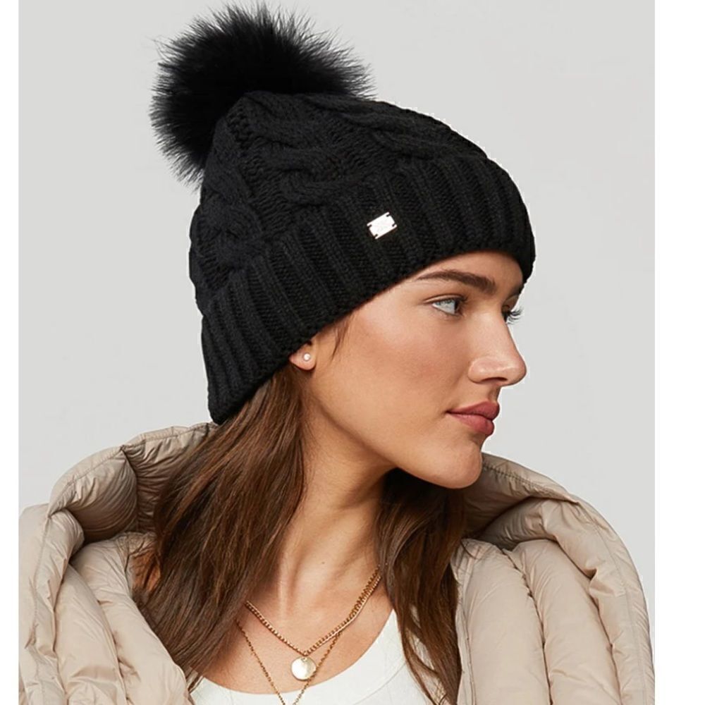 AMALIE SOIA & KYO BEANIE NWT BLACK